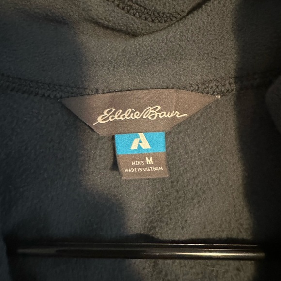 Eddie Bauer 1/4” zip - Picture 2 of 2